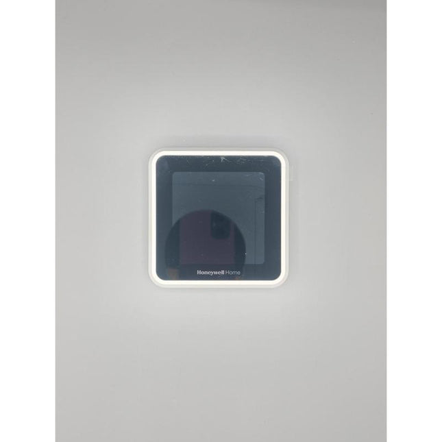 Honeywell RTH8800WF2022 Thermostat | Refurbished