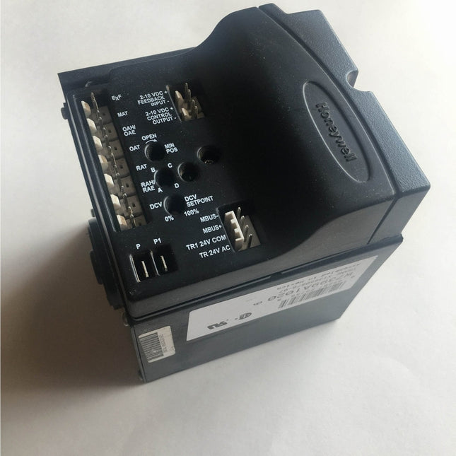 Honeywell W7399A1020 with Trane X13650878-07 Circuit Board | Refurbished