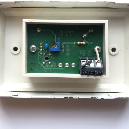 Wattmaster Controls OE213 YS101724 | Used